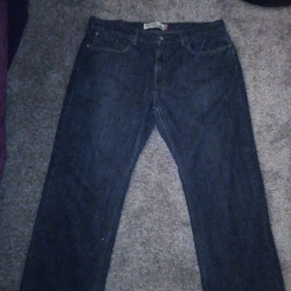 Clothes - Picture 5 of 8